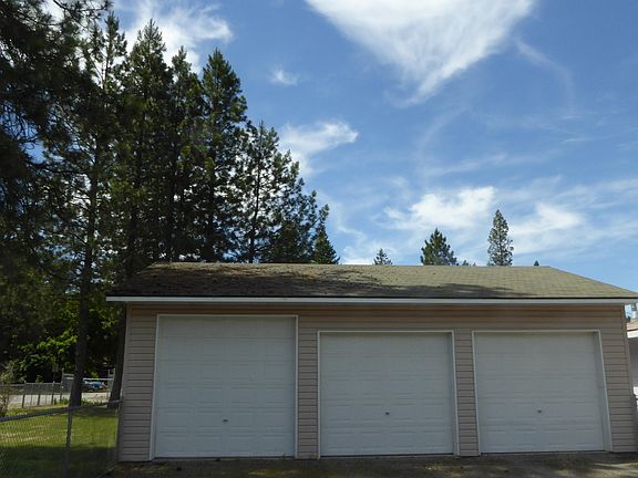 4th image of 408 Hawthorne Dr