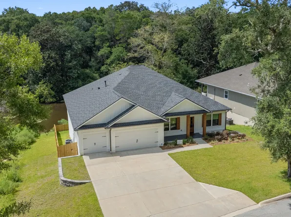 1720 25th St, Niceville, FL 32578