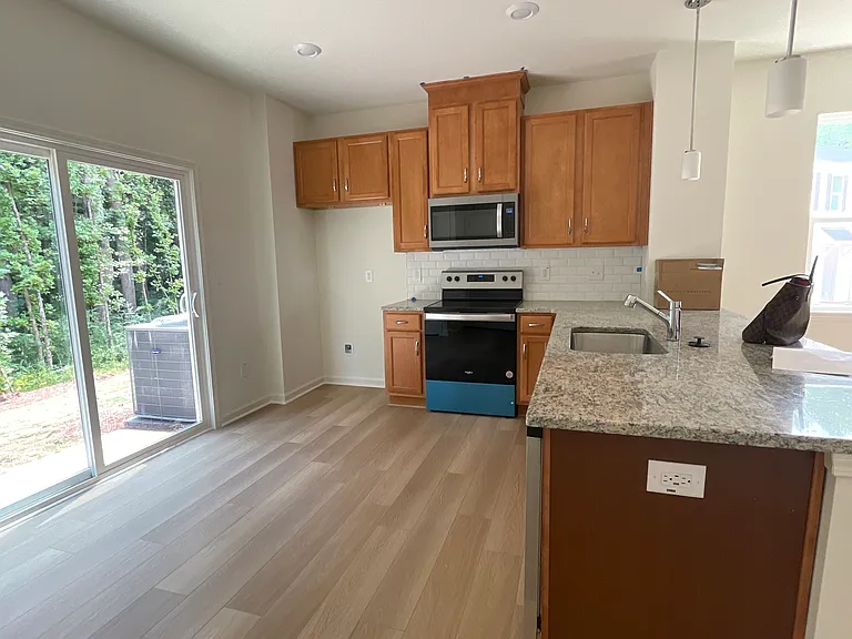 3078 Spline Cir — Photo 3