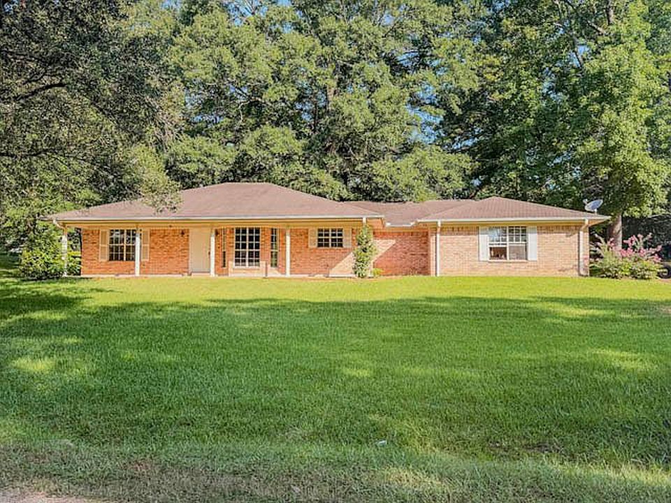 106 Woodruff Ln - Property Image