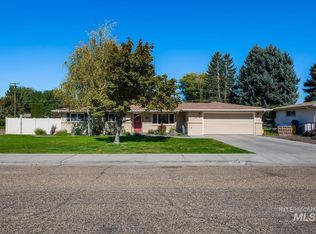 448 W Bird Ave, Nampa, ID 83686