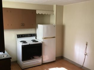 7 E Catawissa St, Nesquehoning, PA 18240