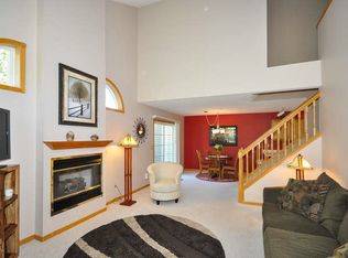 2200 Ranchview Ln N UNIT 138, Plymouth, MN 55447