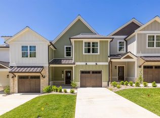 808 Eagle Rest Dr, Grand Rivers, KY 42045