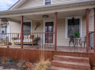 102 Delaware St, Stilwell, KS 66085