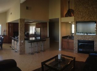 76632 Hollyhock Dr, Palm Desert, CA 92211