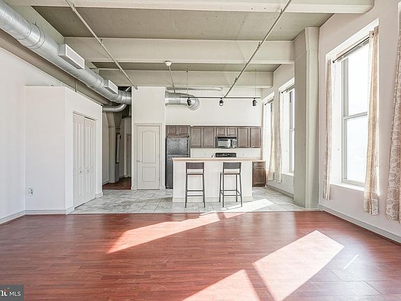 3rd image of 511 N Broad 19 St #205