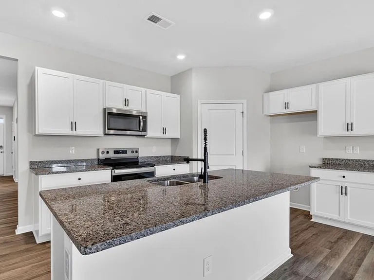 2039 Willowleaf Dr — Photo 6