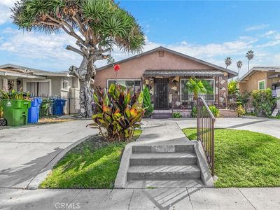 5216 S Van Ness Ave, Los Angeles, CA, 90062