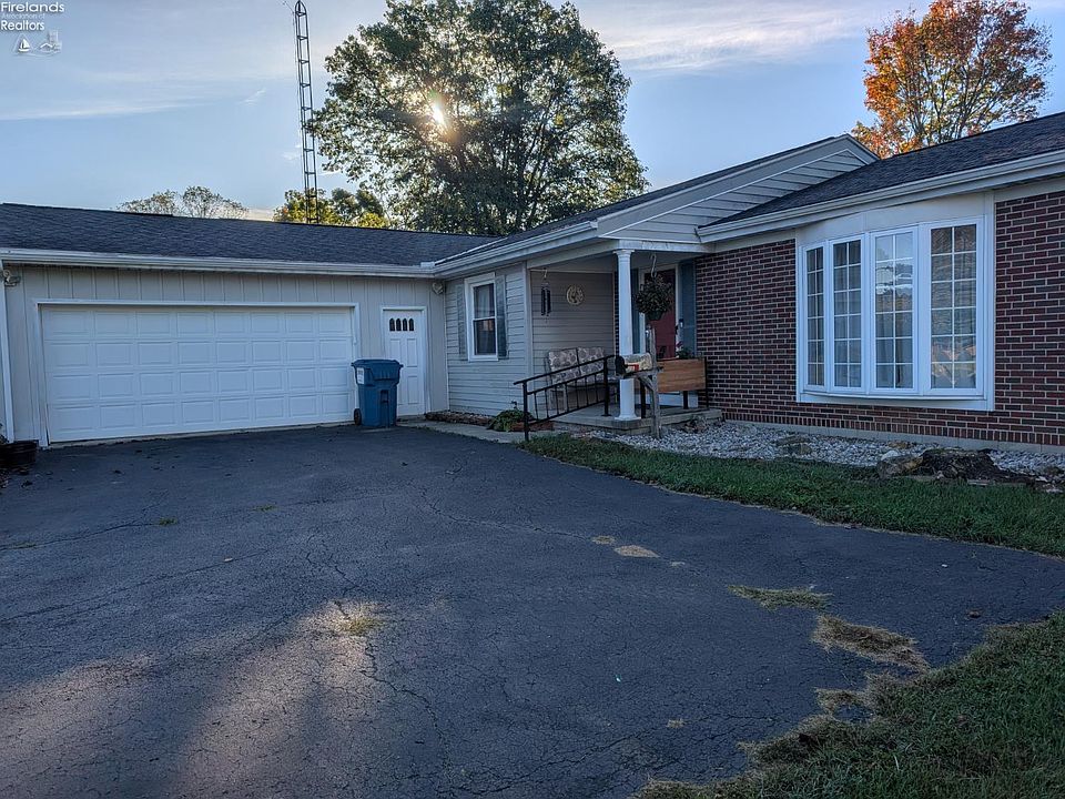 1st image of 166 East Trl #16