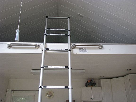 Storage Loft/telescopic ladder