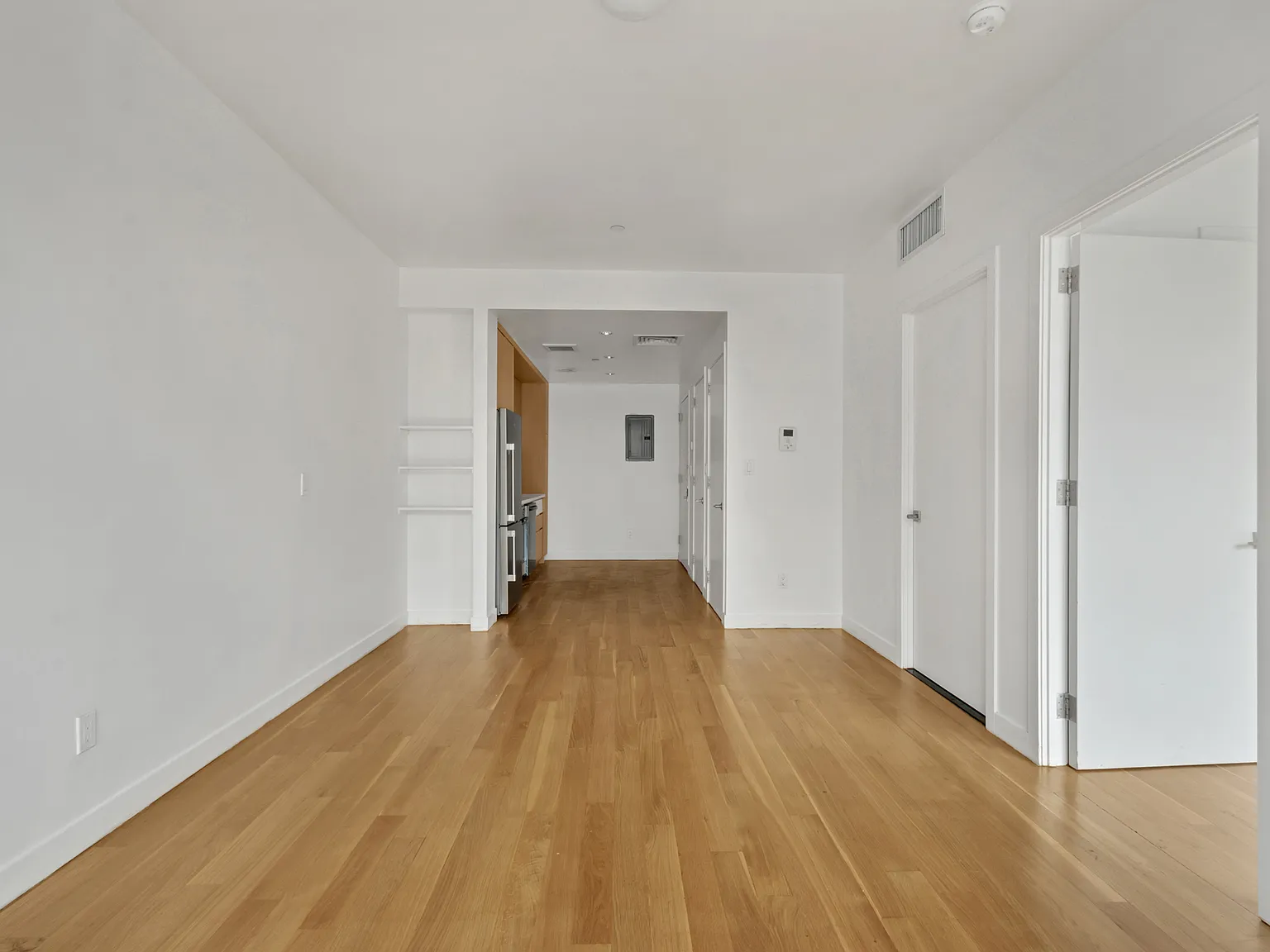 552 Lafayette Avenue — Photo 4