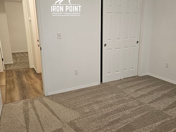 5th image of 2245 N Mountain Ash Ave