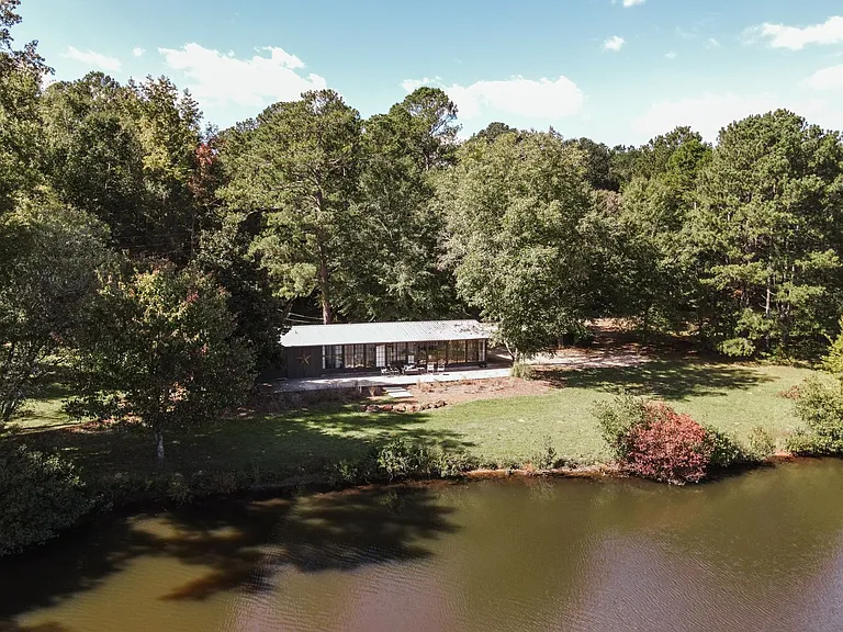 190 Lakewood Dr — Photo 47