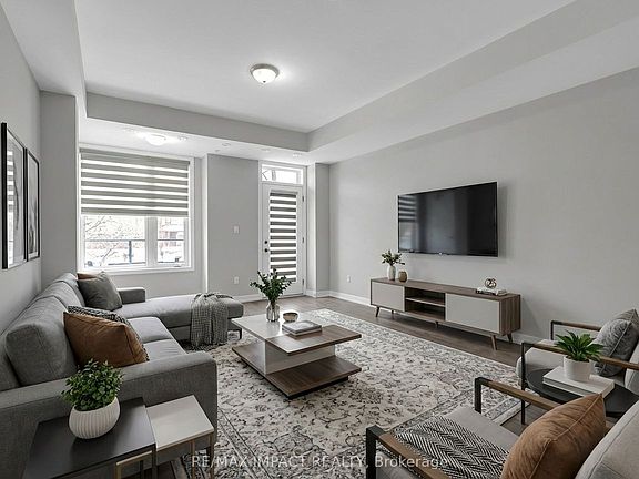 3rd image of 1555 Kingston Rd #204