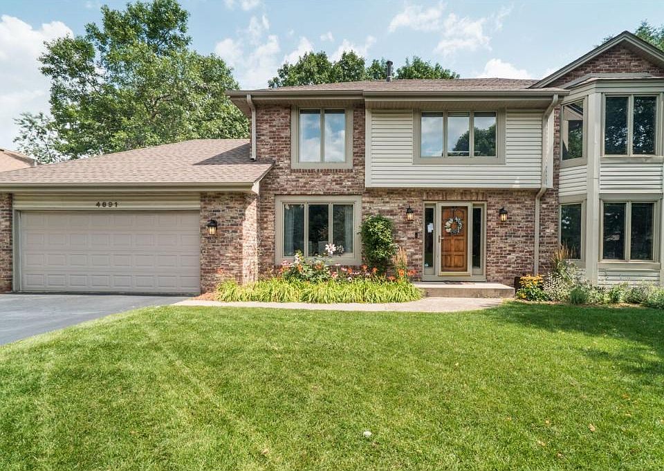 1st image of 4691 Parkridge Dr