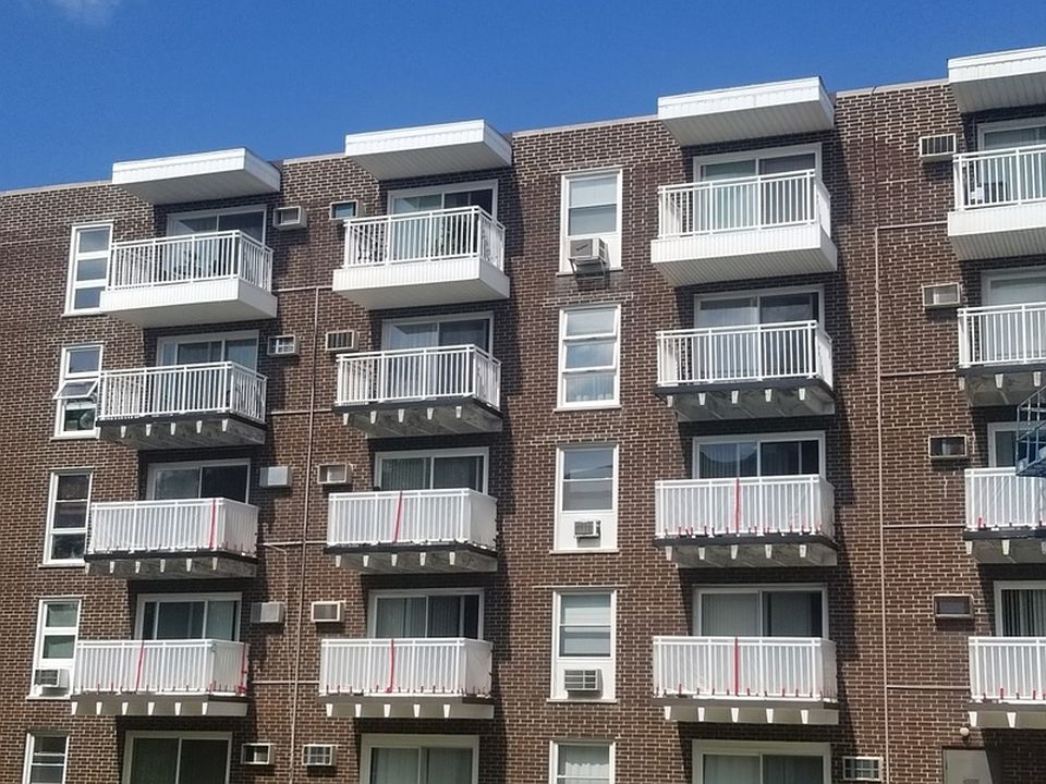 1st image of 7225 W Higgins Ave Unit 506