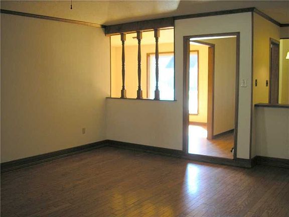 4th image of 37 Edgewood Dr