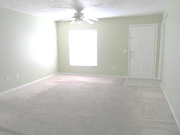 4th image of 5870 NW 59th Ave