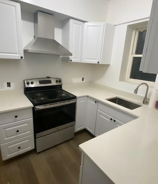1st image of 282 Revere Ave Floor 1