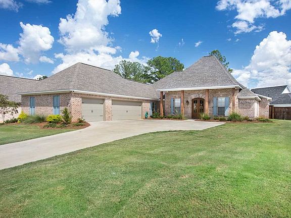 2nd image of 136 Camden Lake Dr