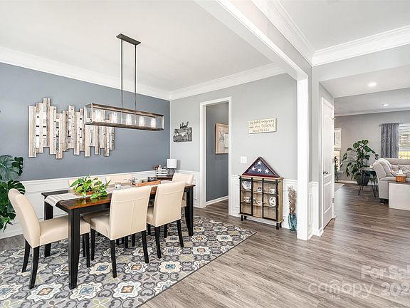 5th image of 4630 Kensington Pl