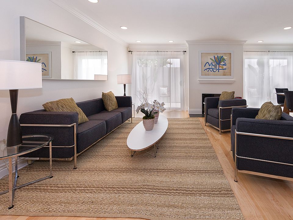 1st image of 838 11th Street #105