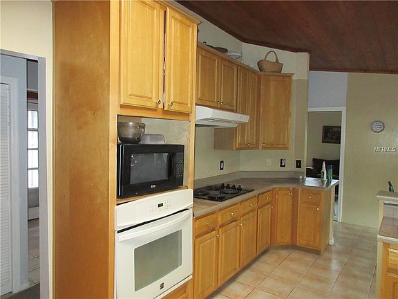 5th image of 13202 Lake Magdalene Blvd