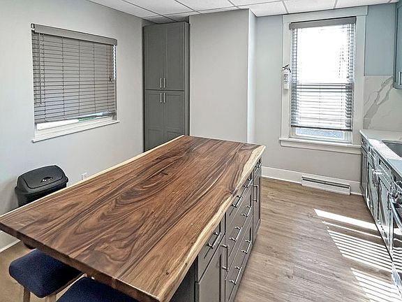 5th image of 1524 4th Ave Floor 1