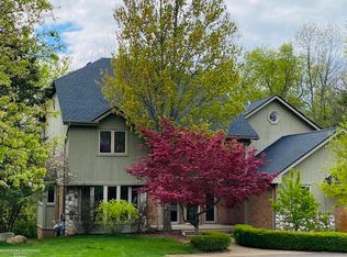 2087 Hidden Ln, Leonard, MI 48367