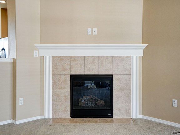 4th image of 6072 Blue River Dr SE