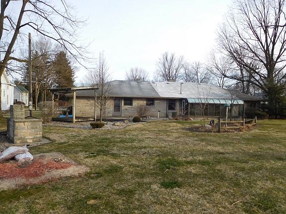 4th image of 501 E Waterford St