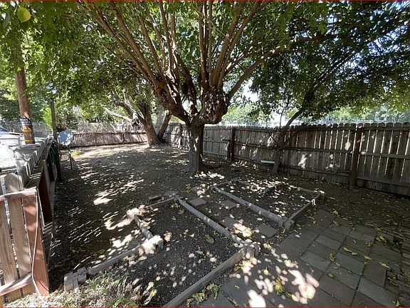 2nd image of 316 3rd St