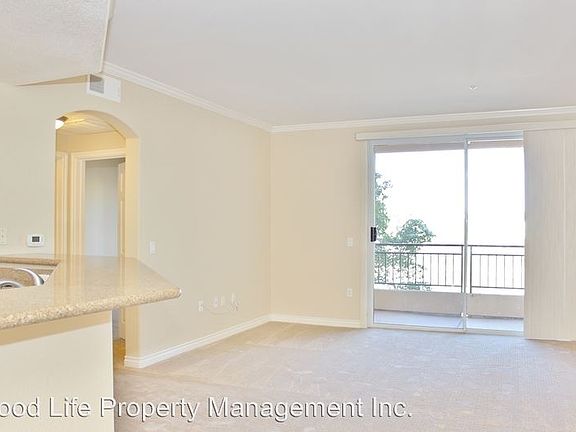 3rd image of 4155 Executive Dr Unit E207