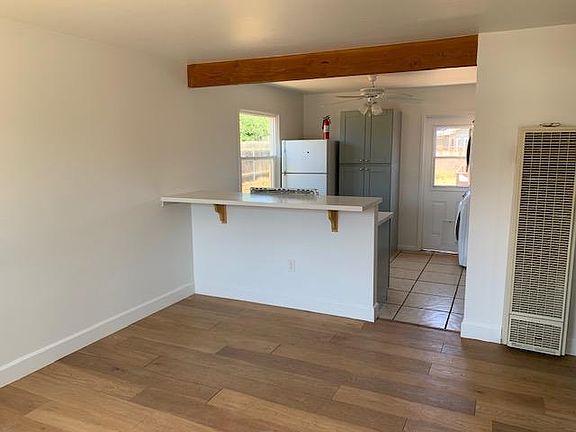2nd image of 3362 Luna Ave