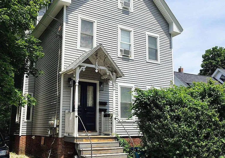 50 Franklin St #1 — Photo 1