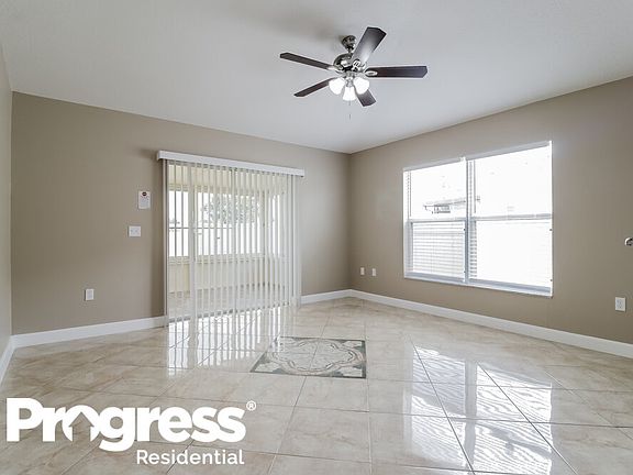 3rd image of 2125 Blackstone Landing Dr