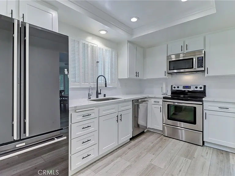 5515 Paseo Del Lago W #2G — Photo 11
