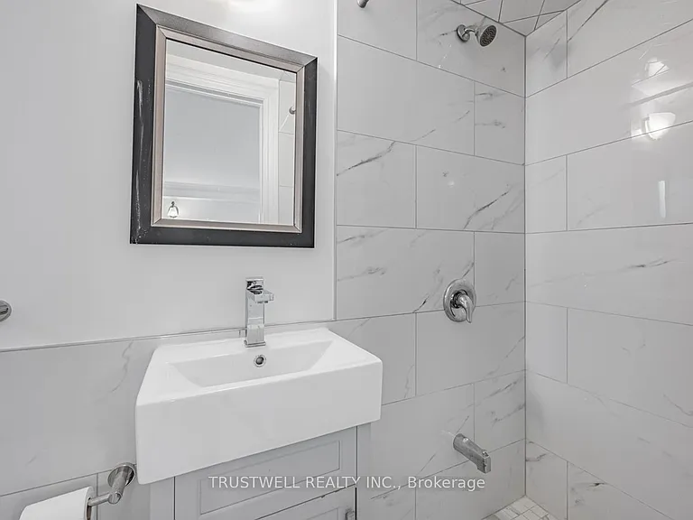 90 Galt Ave #C — Photo 6