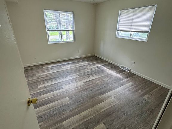 5th image of 1196 Ritchie Rd APT 4