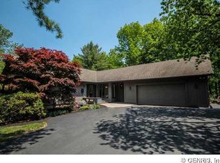 574 Drumm Rd, Webster, NY 14580