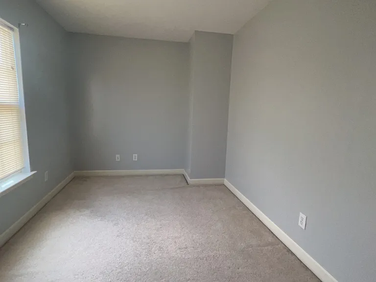 819 Terrell Dr — Photo 22