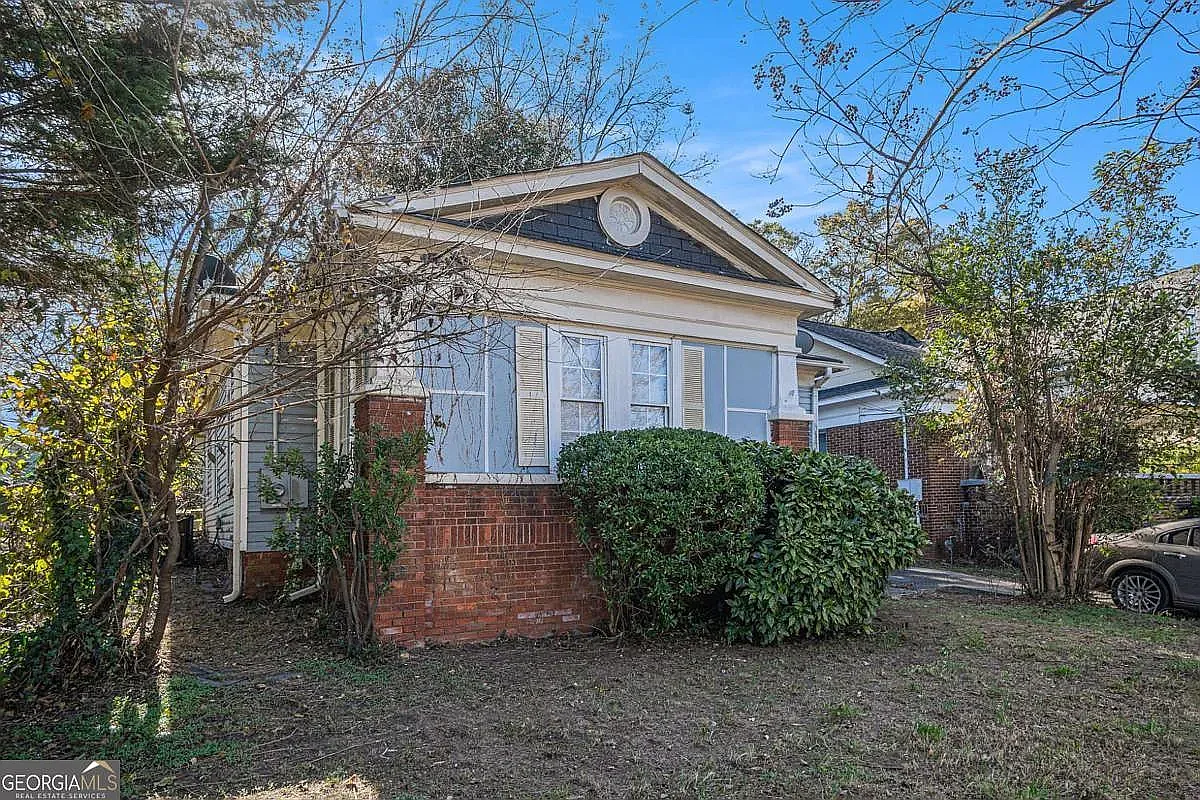 3 bed, 1500 sqft, $2,200 — Photo 1