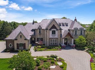 9 Kaleigh Ct, South Barrington, IL 60010