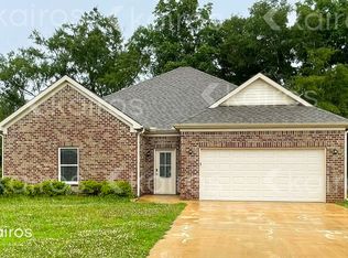 284 Elm Way, Lincoln, AL 35096