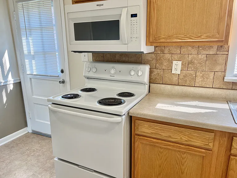 The Woods Apartments — Photo 60