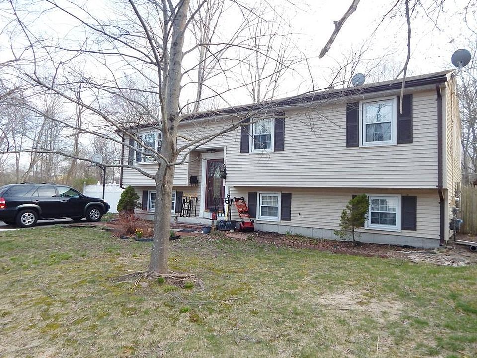 2nd image of 19 Abington Ave
