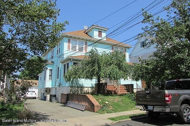1st image of 139 Wood Ave #1