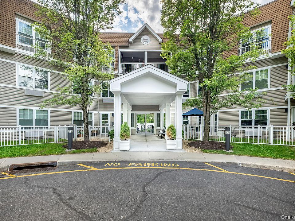 1st image of 206 Sutton Drive