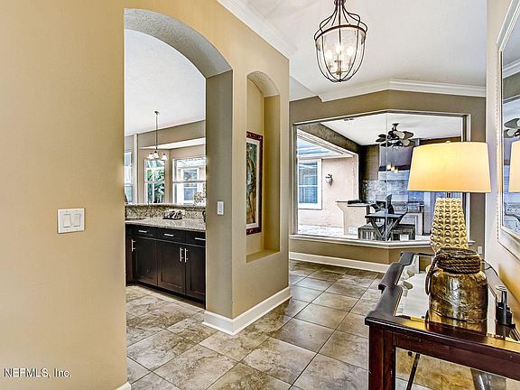 4th image of 3661 Saltmeadow Ct N